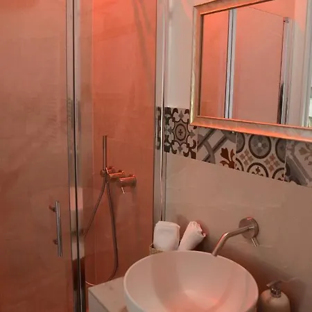 Bed & Breakfast Casa Zia Cecchina 4*