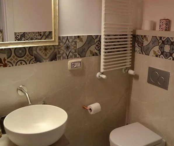 Bed & Breakfast Casa Zia Cecchina 4*